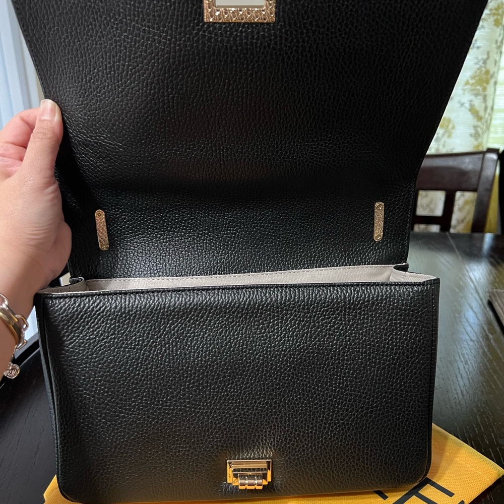 ❌SOLD❌NWT Valentino By Mario Valentino Alice Rock Leather Shoulder Bag - Picture 7 of 13
